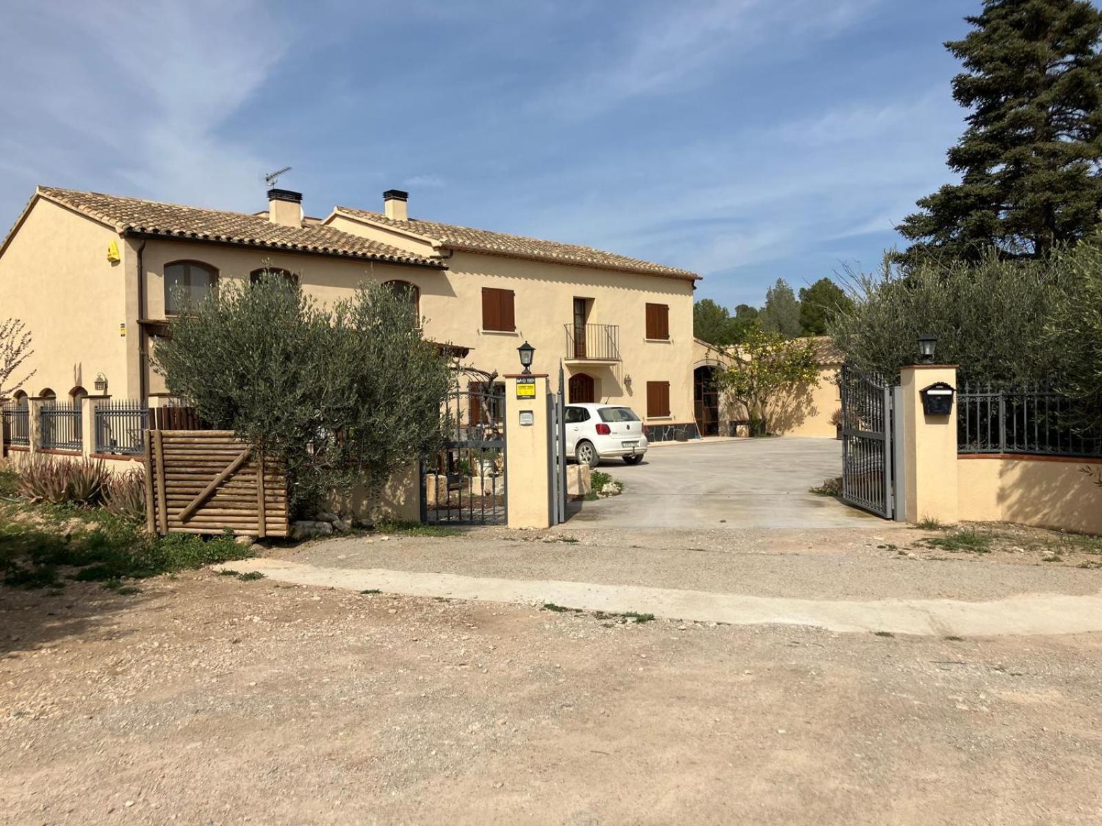 Apartment With Private Pool And Garden San Martín Sarroca Eksteriør bilde