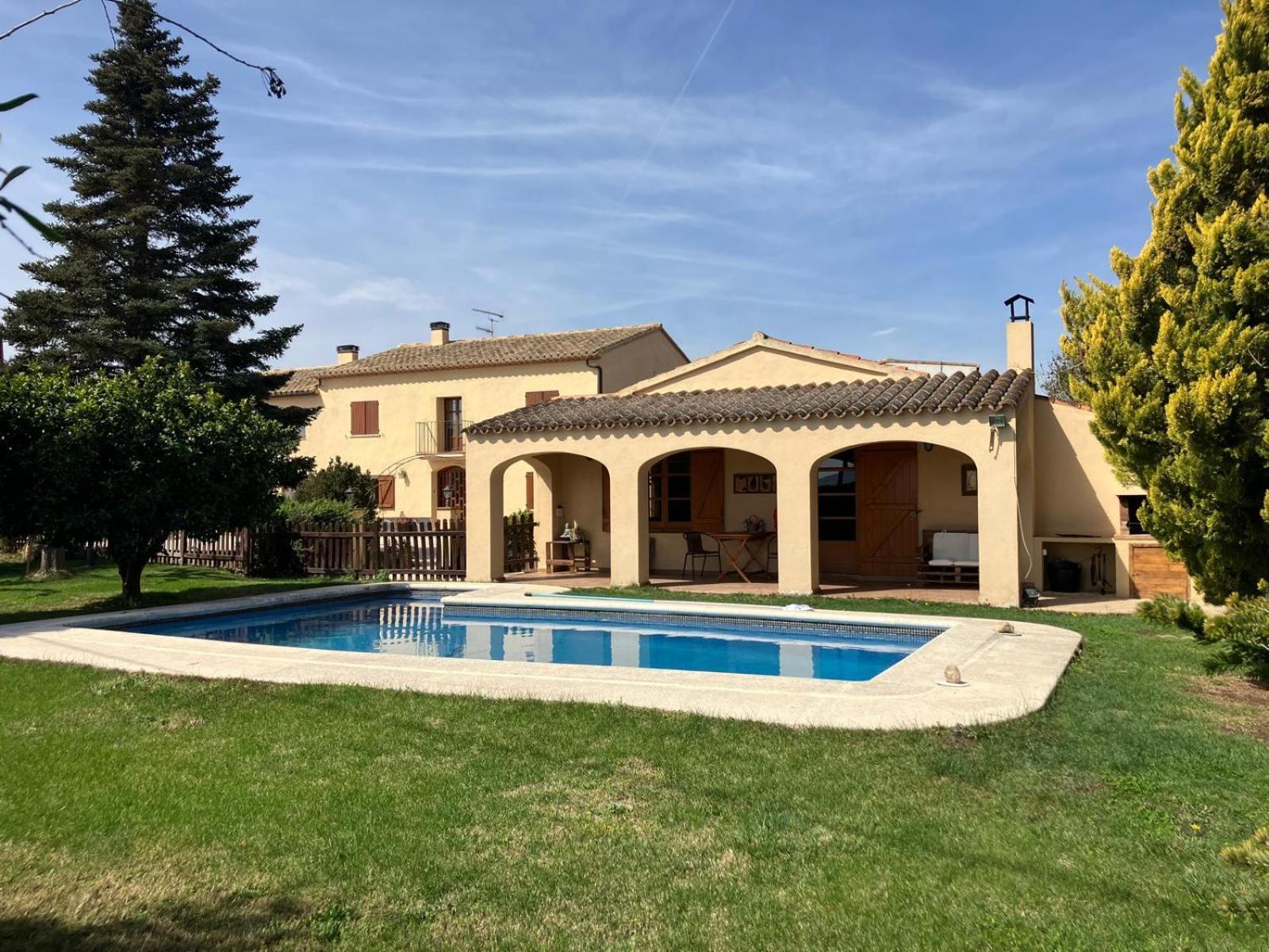 Apartment With Private Pool And Garden San Martín Sarroca Eksteriør bilde